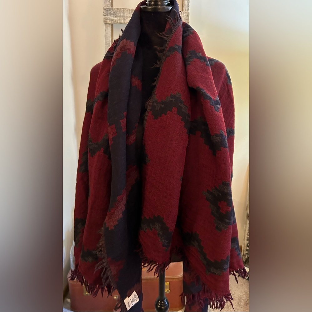 NWTs Wilfred 100% Wool Blanket Scarf